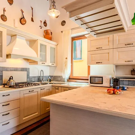 La Terrazza Sul By Interhome Daire *
